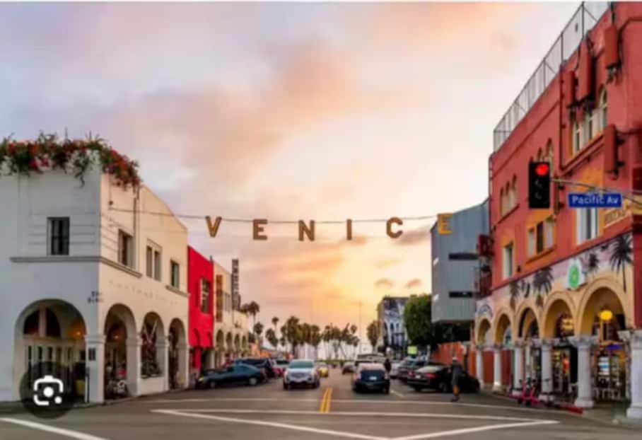 Steps To Santa Monica Beach, Pier, Boardwalk, And Venice * Los Angeles